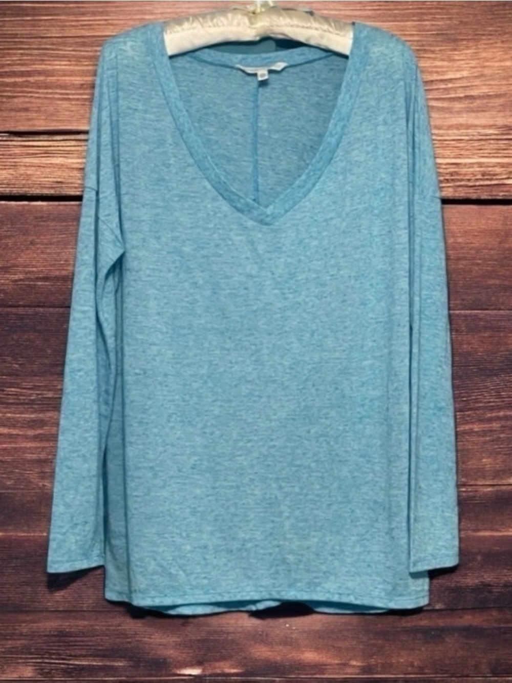 VICTORIA’S SECRET LONG SLEEVE SLEEP TOP SIZE SMALL